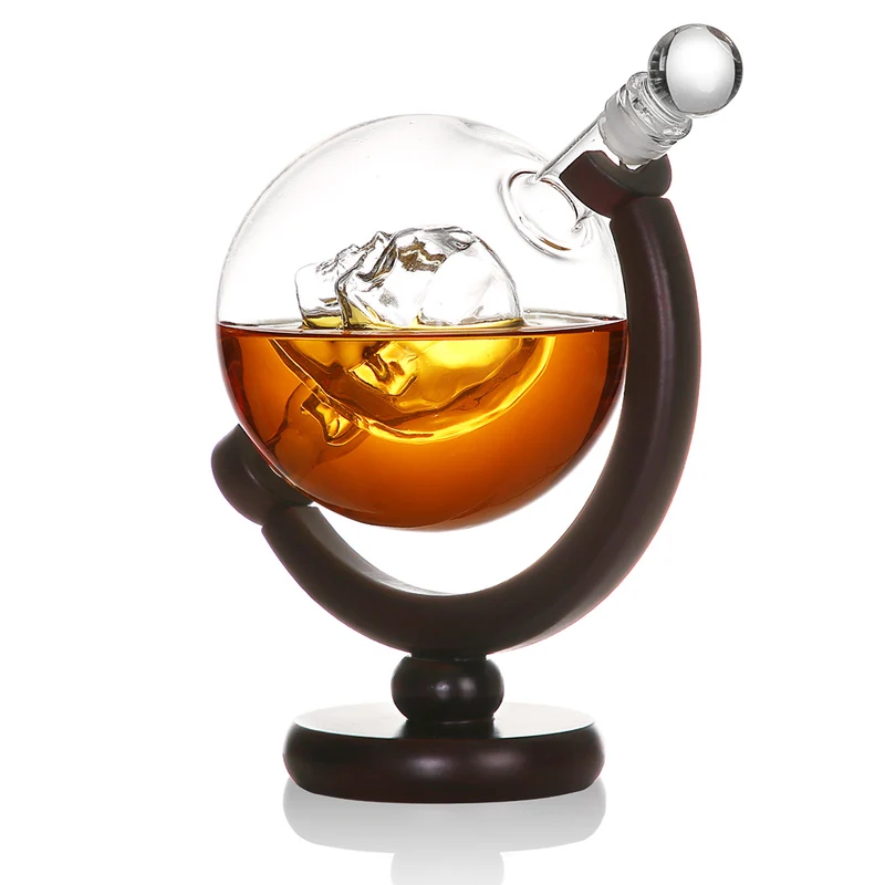 Whisky-Karaffe im Totenkopf-Design 850 ml - Das perfekte Geschenk