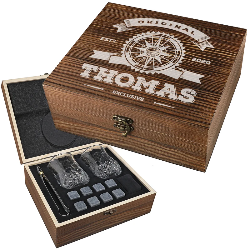 Whisky Kühlsteine Geschenkset mit gravierter Holzkiste - Motiv Kompass