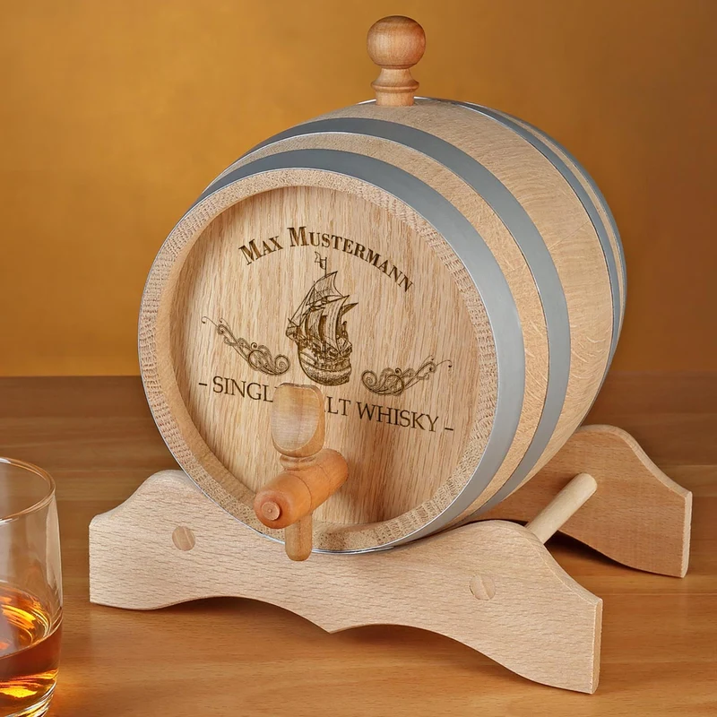 Fass aus Eichenholz für Whisky & Wein mit Gravur - Motiv Segelschiff