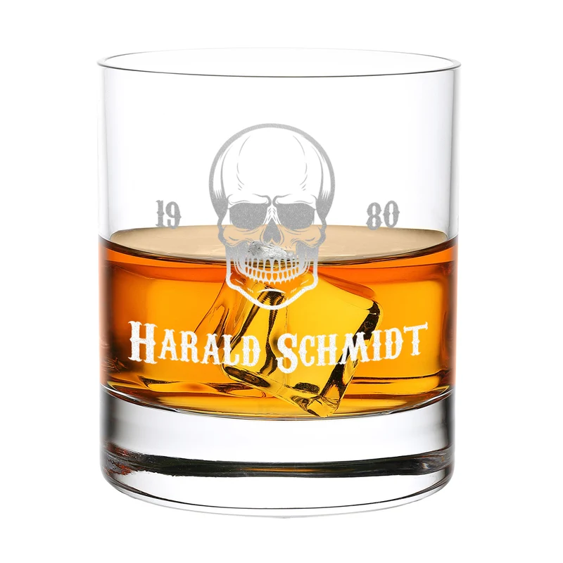 Totenkopf Whiskyglas 320 ml mit personalisierter Wunschgravur
