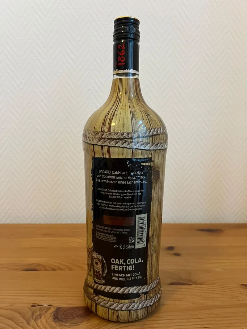 Bacardi Oakheart Magnum 1,5l 35% vol. Rum Sonderedition Limited Edition holz