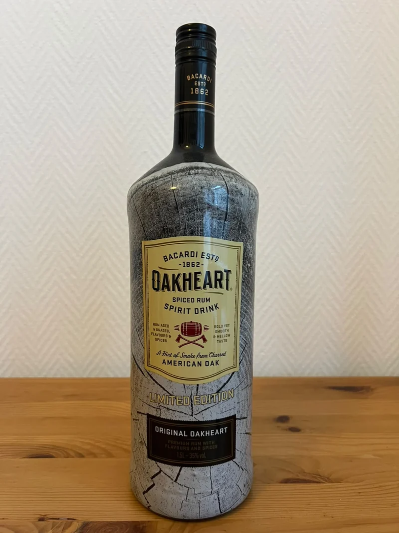 Bacardi Oakheart Magnum 1,5l 35% vol. Rum Sonderedition Limited Edition holz