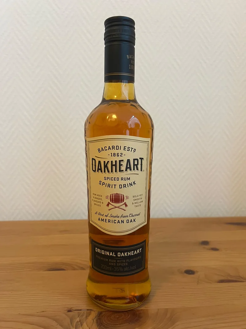Bacardi Oakheart 0,7l 35% vol. Rum Sonderedition american oak