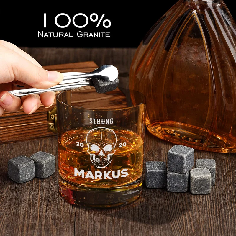 Whisky Steine Set 5-TLG mit personalisiertes Whiskyglas und Holzbox - Motiv Totenkopf