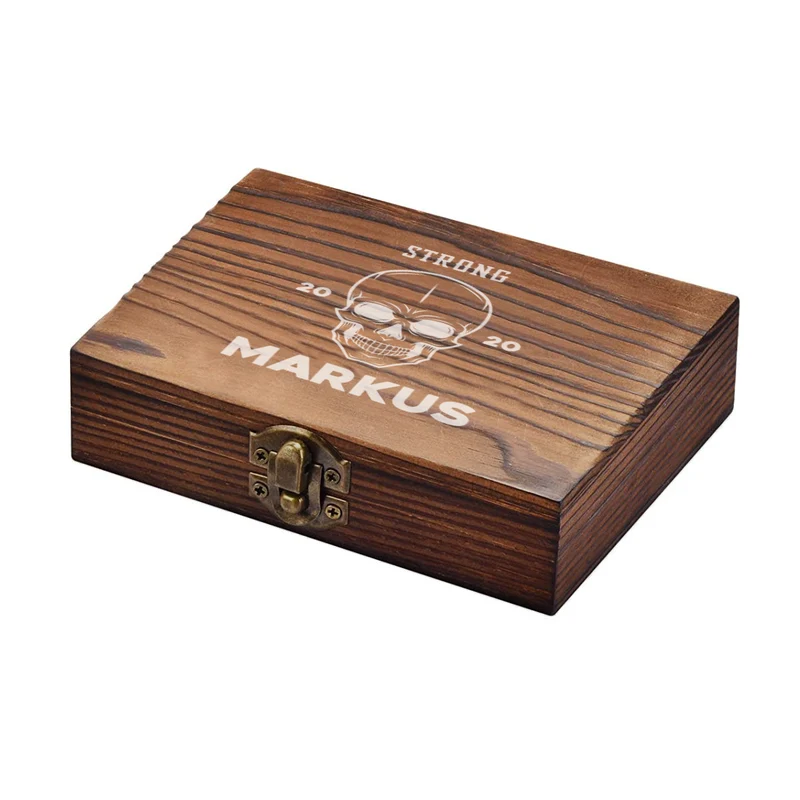 Whisky Steine Set 5-TLG mit personalisiertes Whiskyglas und Holzbox - Motiv Totenkopf