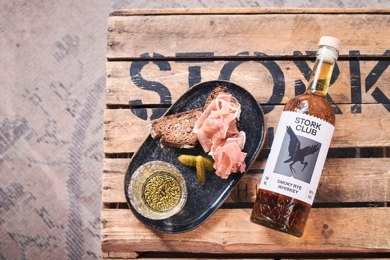 STORK CLUB SMOKY RYE WHISKEY 700 ml inkl. GESCHENKBOX