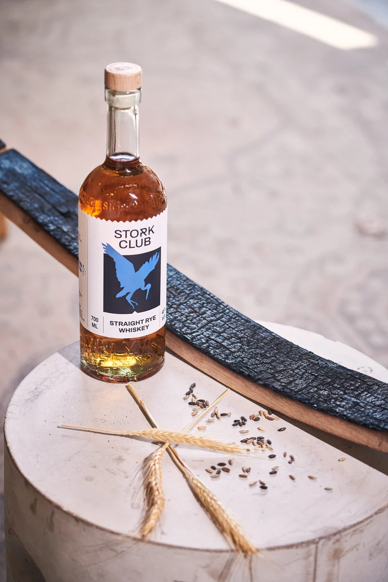 STORK CLUB STRAIGHT WHISKEY 700 ml inkl. GESCHENKBOX