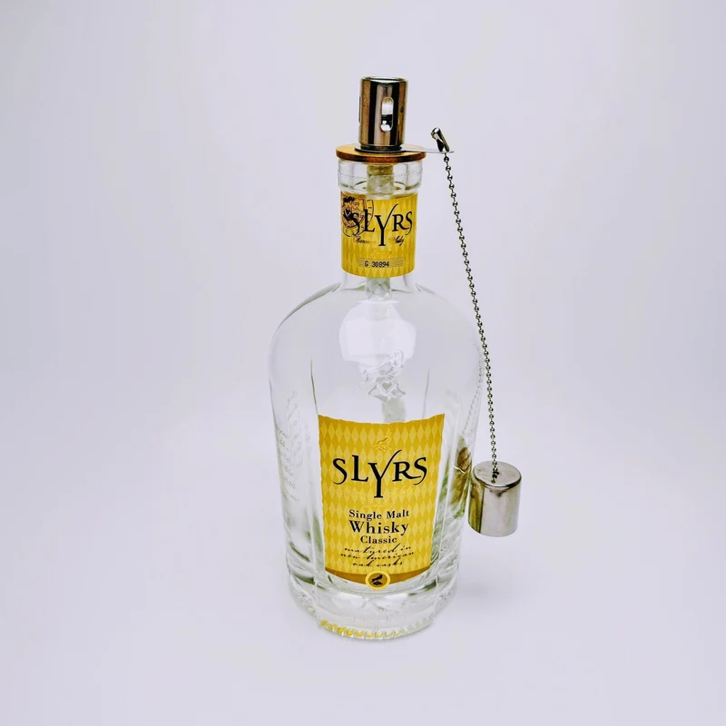 Whisky Öllampe aus echter Whiskyflasche – Handgemachte Upcycling Design Öllampe mit warmem Flammenlicht – Geschenkidee für Whisky Liebhaber