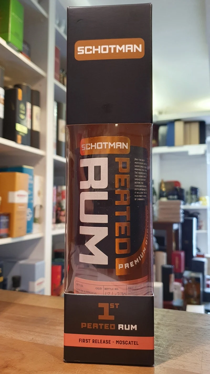 Schotman Rum B1 Peated Moscatel cask 0,7l 52% vol. blend orange