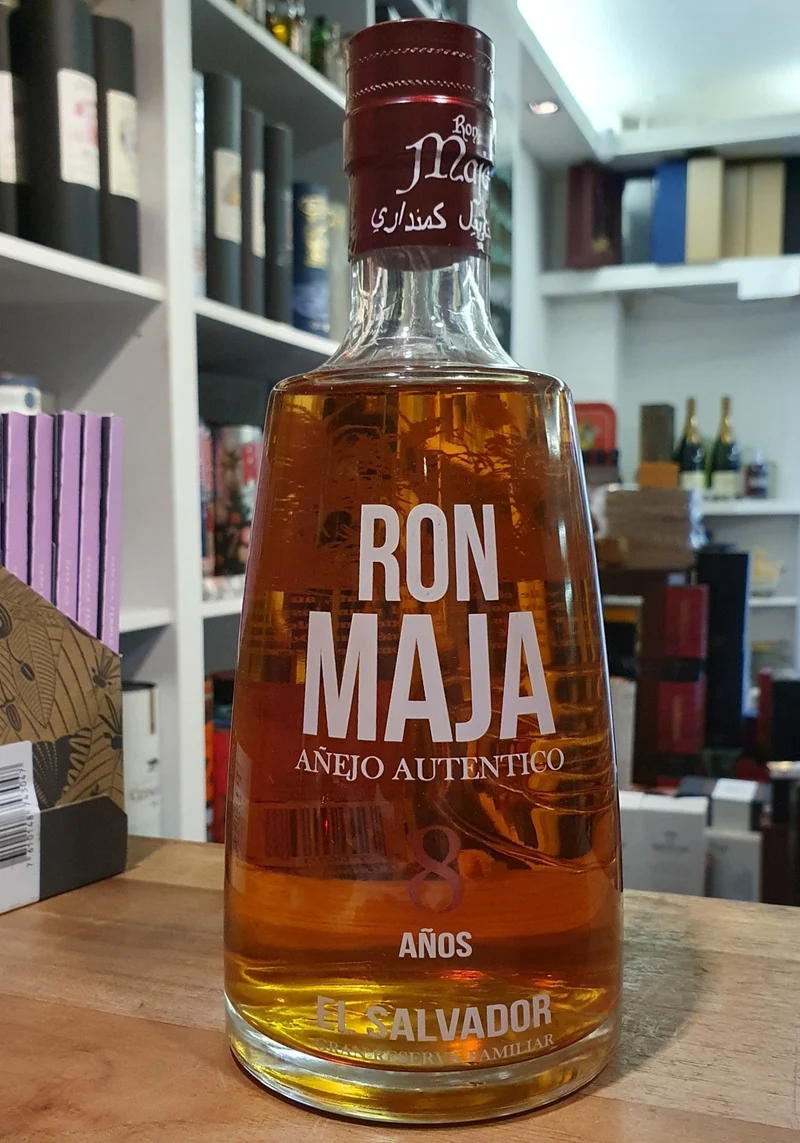X Ron Maja 8y Rum el salvador 0,7l 40% vol.