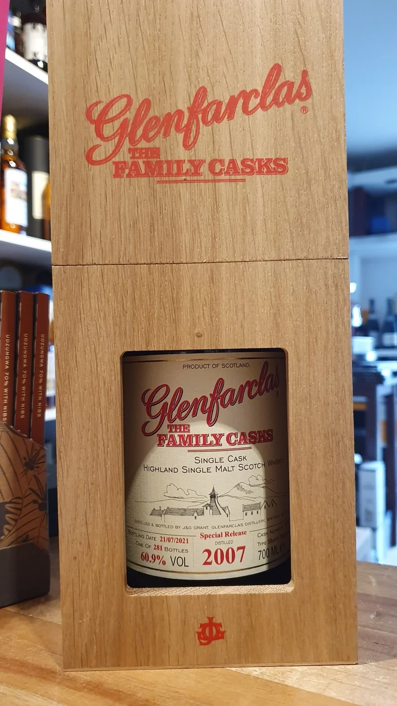 X Glenfarclas Family Single cask 2007 0,7l 60,9% vol. Premium Fassstärke Edition single malt scotch whisky
