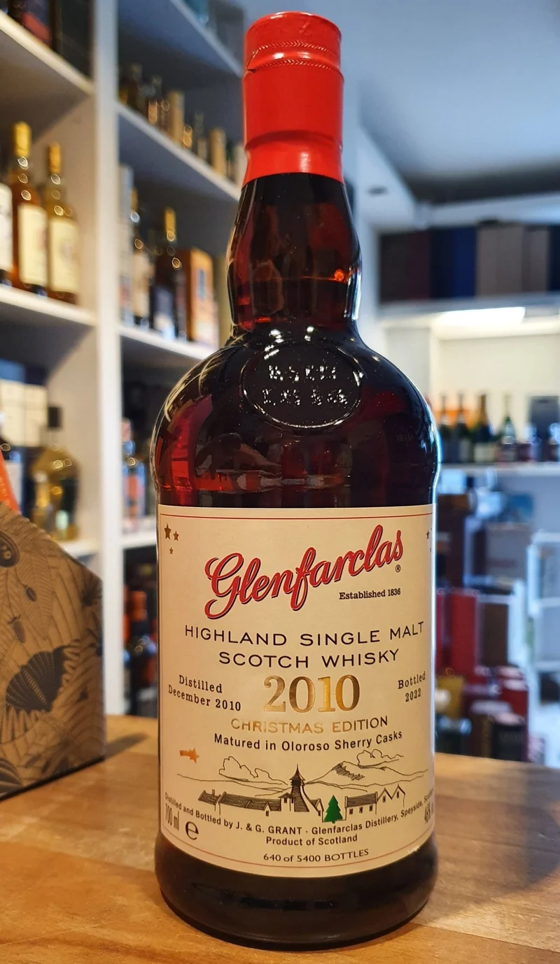 X Glenfarclas 2010 2022 Christmas Edition 0,7l 46% vol. single malt scotch whisky
