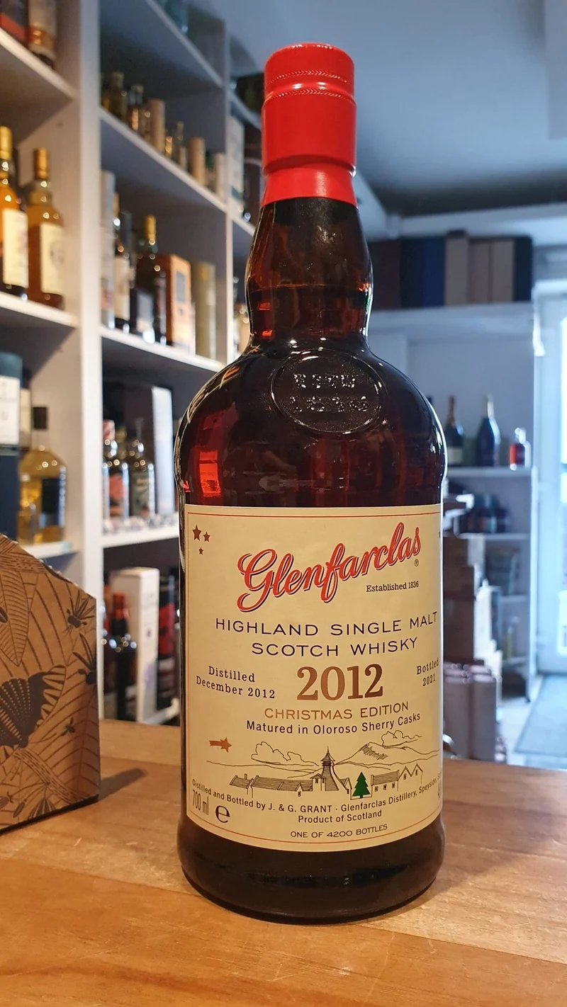 x Glenfarclas 2012 2021 Christmas Edition 0,7l 46% vol. single malt scotch whisky