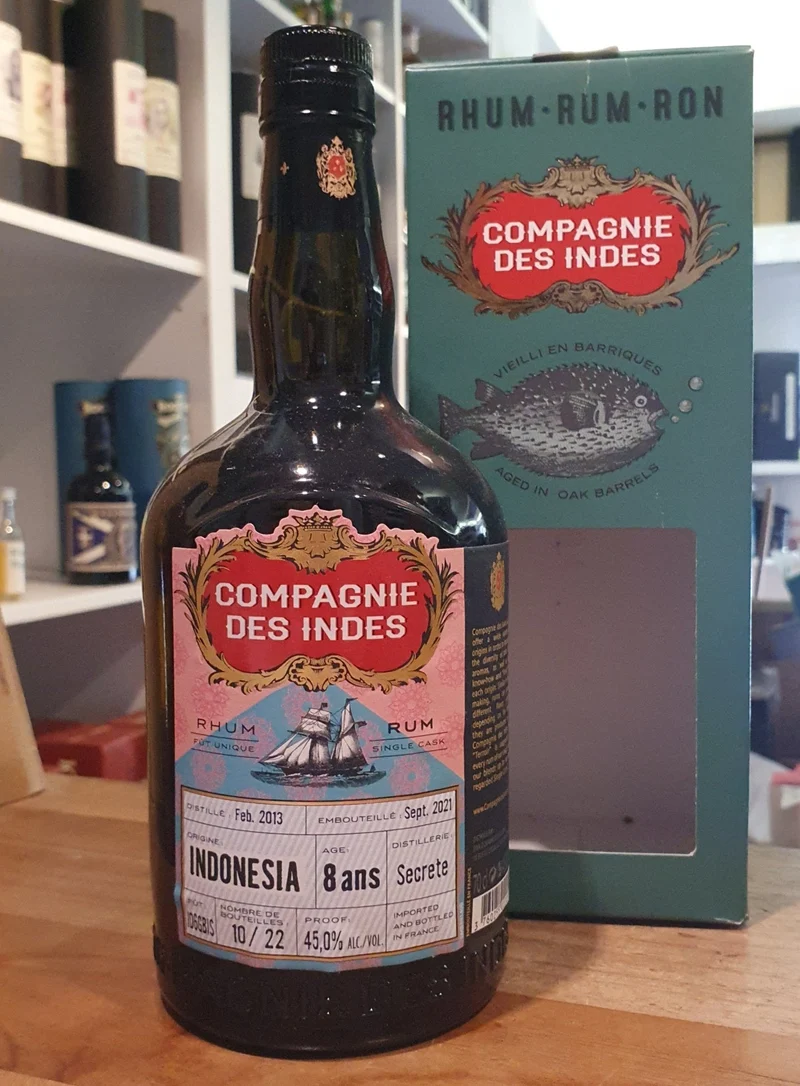 Compagnie de indes Indonesia 2013 8 y Secrete Dist. 0,7l 45% vol. Single Cask RUM CDI