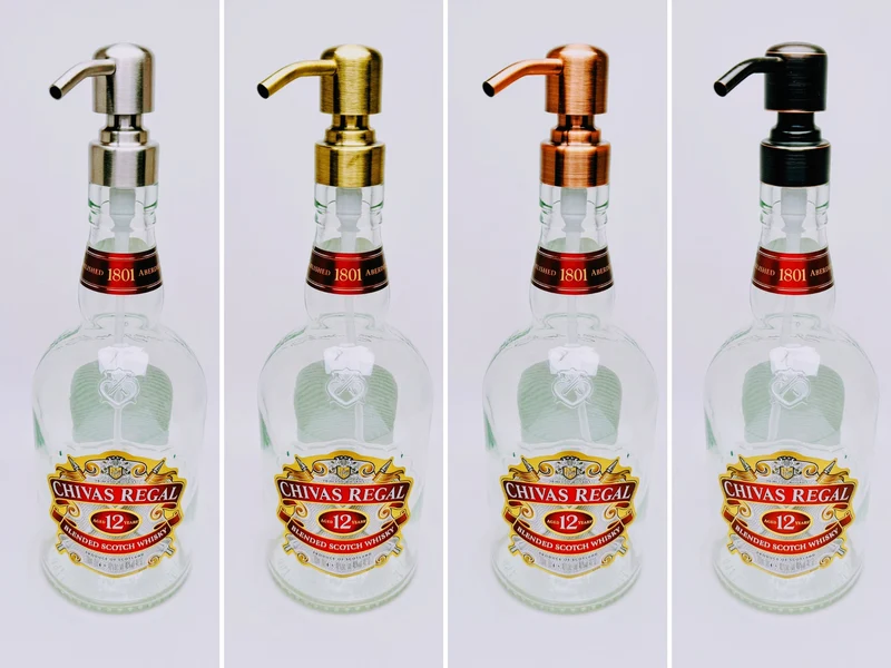 Whisky-Seifenspender “Whisky Wave” | Handgemachter Pumpspender aus Whiskyflaschen | Ideal für Bad & Küche | Top Geschenk für Whiskyfans