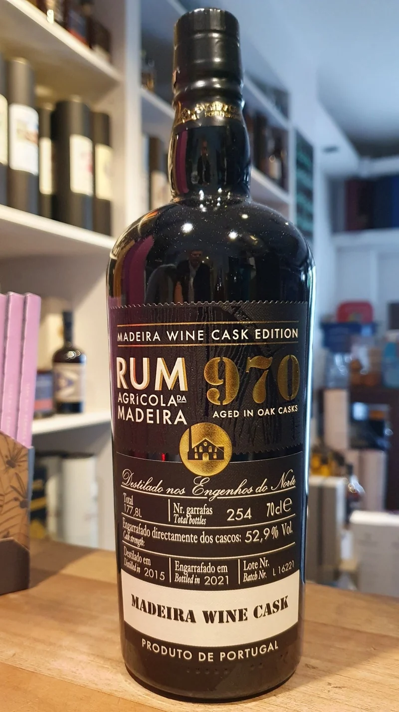 X Engenhos 970 Rum Wine cask 2015 Agricola da Madeira 2021 #254 0,7l 52,9% vol. Single Cask Edition schwarz