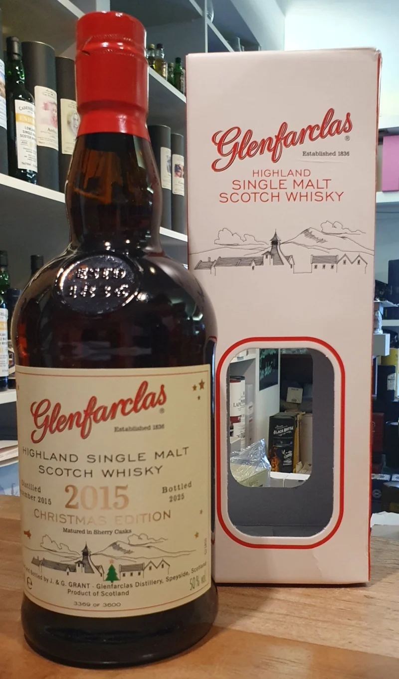X Glenfarclas 2015 2025 Vintage Christmas Edition 0,7l 50 % vol. single malt scotch whisky