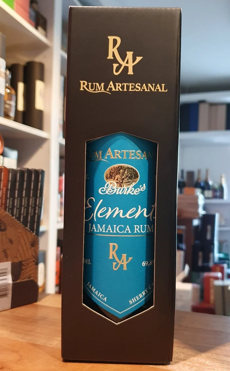 RA Artesanal Hampden Burkes Elements No.1 Wasser limited 0,7l 69,8% vol. Rum mit schwarzer Verpackung