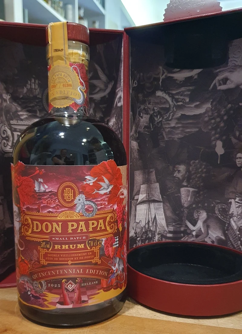 Don Papa Quincentennial 2025 "F" Rum Port cask 7 y 0,7l 50 % vol. mit Geschenk Dose 500y Magellan