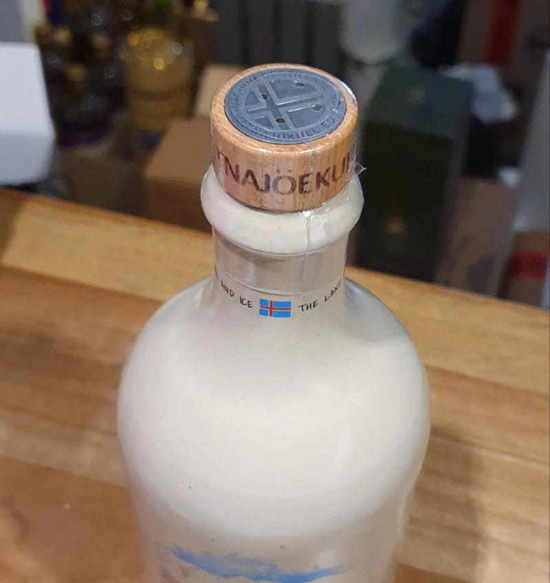 Knut Hansen #5 VATNAJÖKULL 2023 Edition Gin 0,5l 44% Vol. Flasche Deutschland