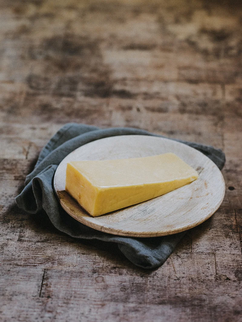 Buttery Clothbound Cheddar