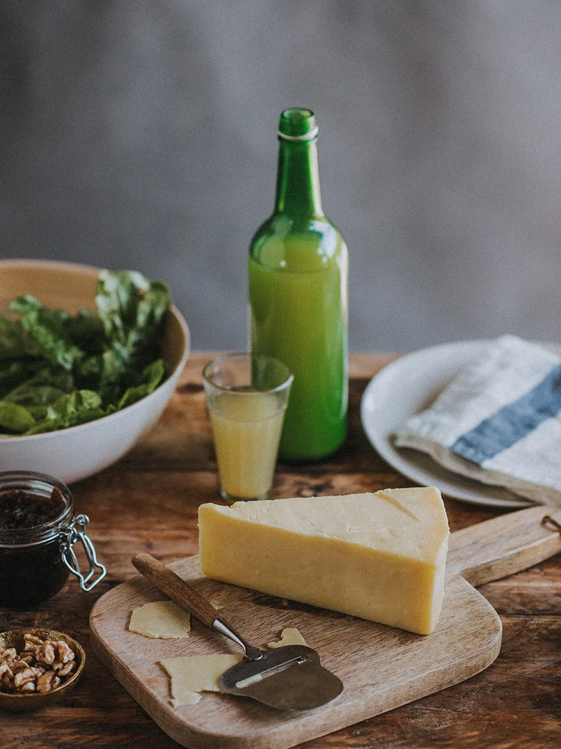 Buttery Clothbound Cheddar