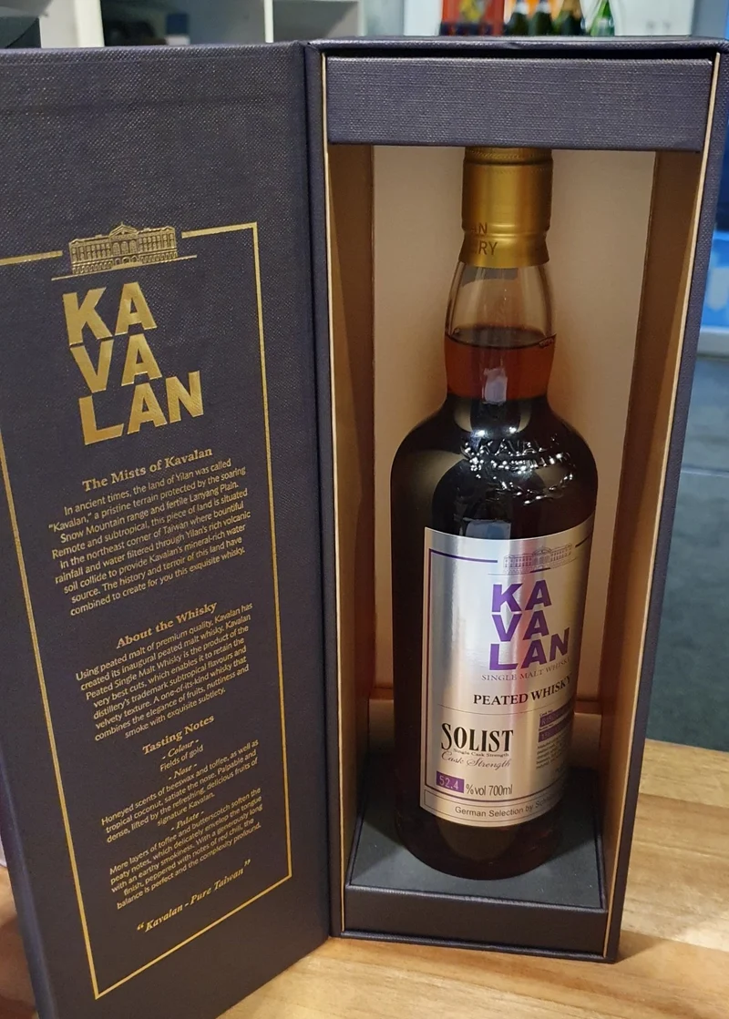 Kavalan Solist Peated 2015 single cask 0.7l Fl 52,4%vol. Taiwan Whisky #R150414044A eckig