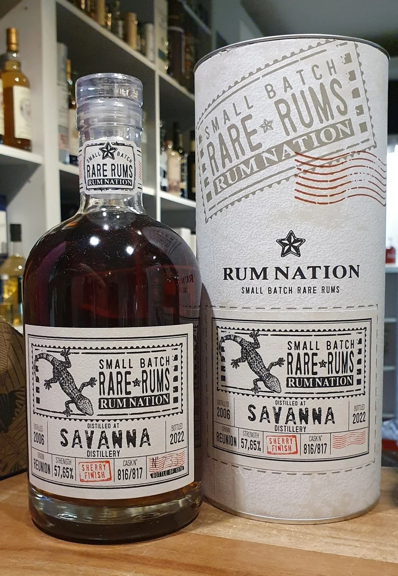 Rum Nation Reunion 2006 2022 Savanna Dist. 57,65% vol. 0,7l single Cask strength Rum Fassabfüllung Sonderedition limitiert auf ein Fass rhum