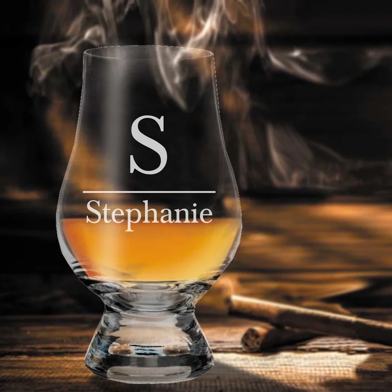 Whisky Glas Glencairn mit deinem Namen und Initial graviert