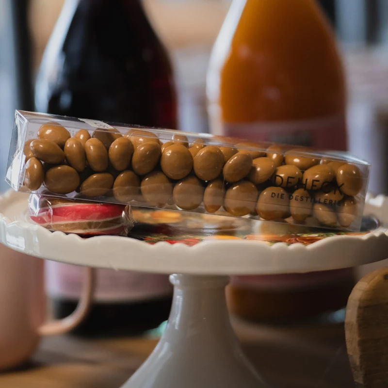 Crunchy Nougat Drops | knackige Nougat-Schokolade