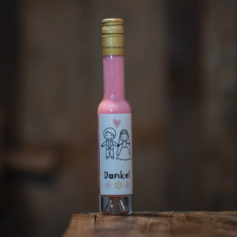 cremiger Erdbeeren Hochzeitslikör (Gastgeschenk für Hochzeitsgäste)