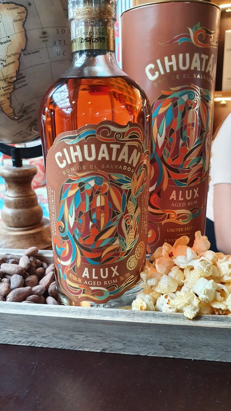 Cihuatan Alux 15y 2022 0,7l 43,2% vol. Rum el salvador