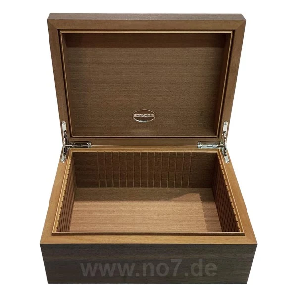 Humidor CENTURY Legion by Marc André RÄUCHEREICHE (50-60 Zig.)