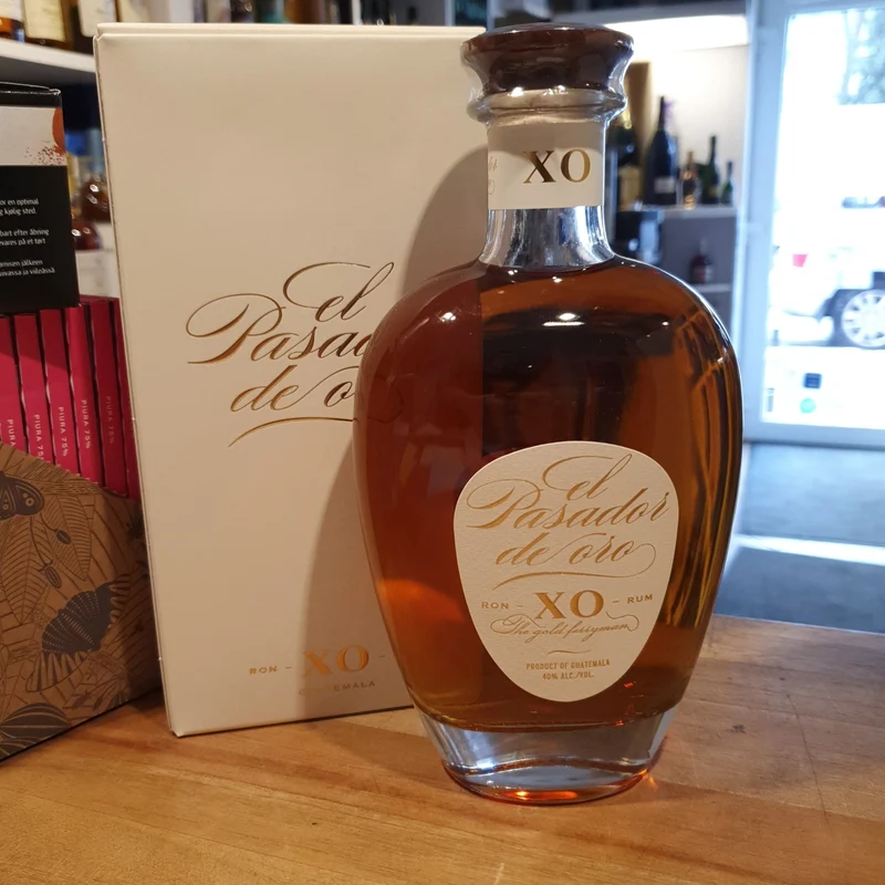 X El Pasador de oro Rum Guatemala XO ron 0,7l 40% vol.