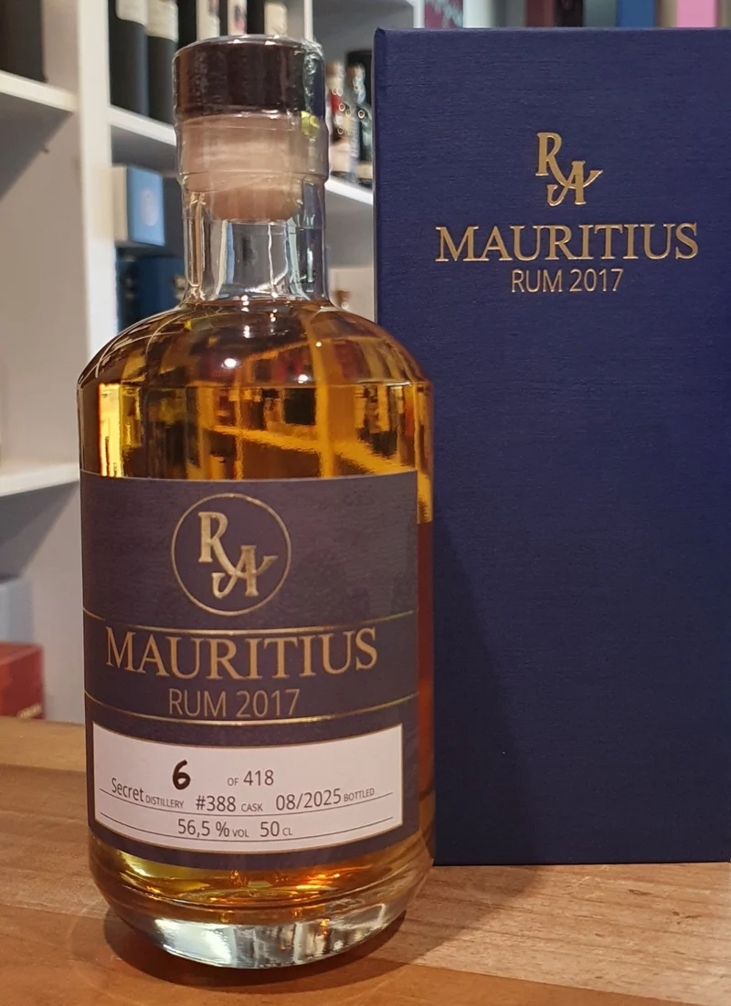 RA Mauritius 2017 2025 0,5l 56,5 % vol. single cask Rum #388 Artesanal