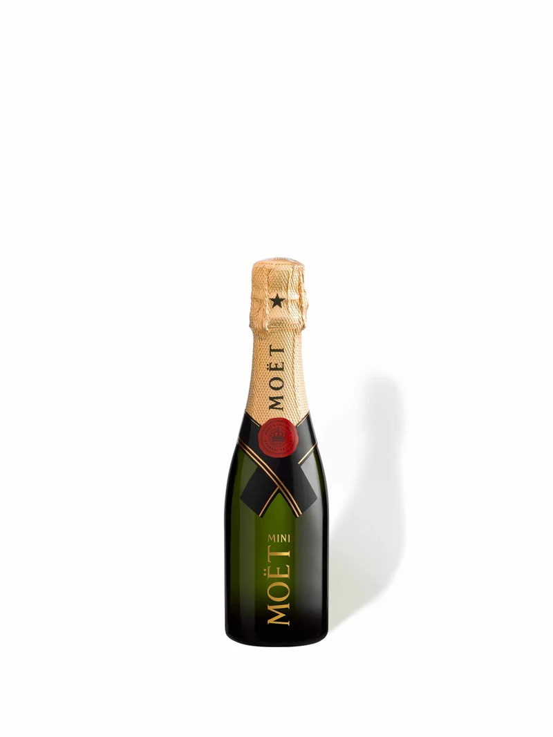 Geburtstags-Geschenkbox mit Champagner & Kuchen