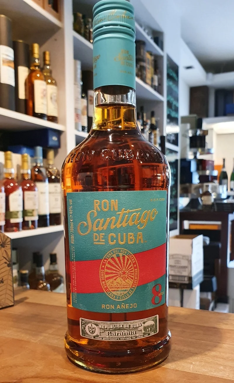 X Ron Santiago de Central america 8y 0,7l 40% vol. Rum tradition 8anos