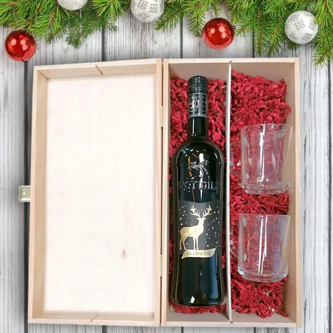 Persönliches Glühwein Geschenkset mit individueller Kiste und Gläsern