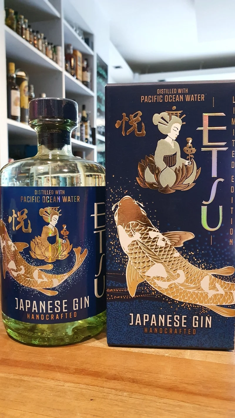 X Etsu Gin Ocean Water Edition handcrafted Japan Hokaido 0,7l 43% vol.Flasche in Geschenk karton