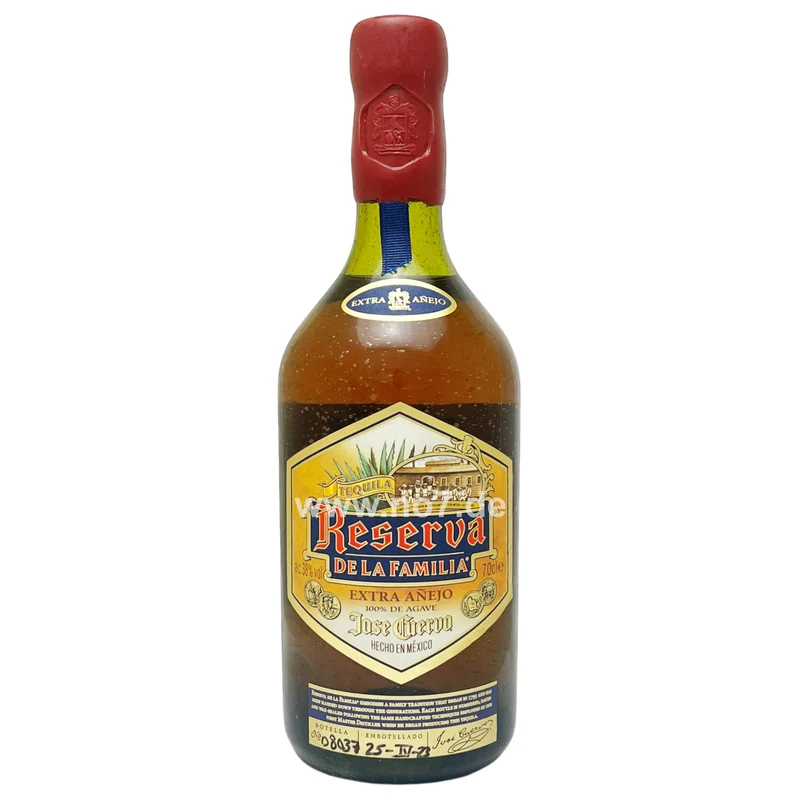Jose Cuervo Reserva de la Familia Extra Anejo 0,7l