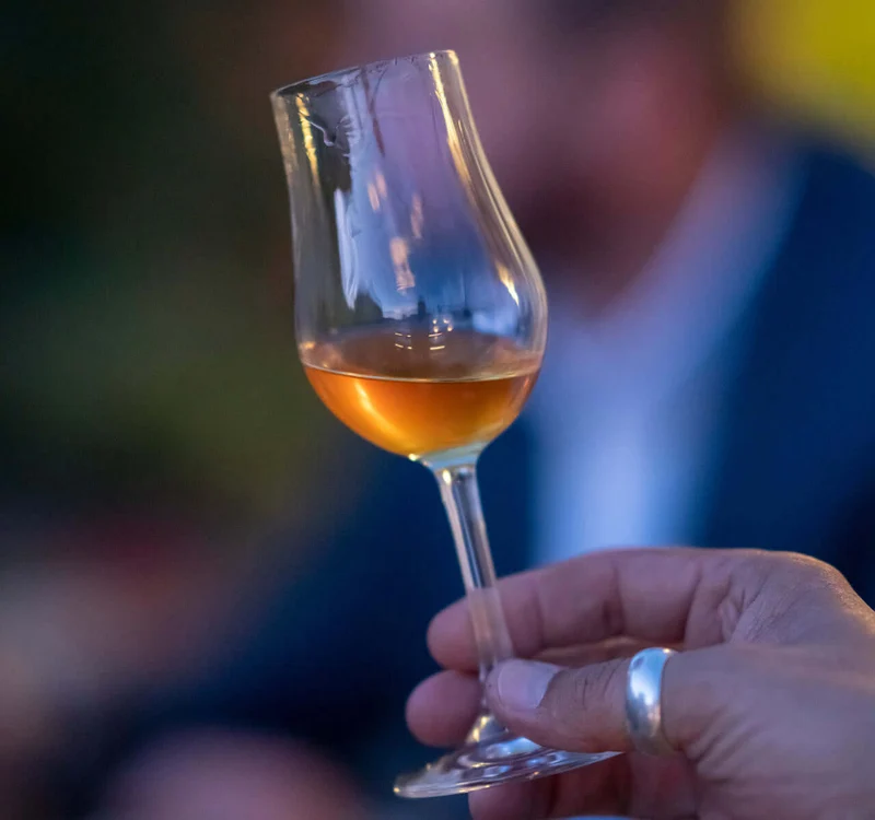 RUM Tasting Medium