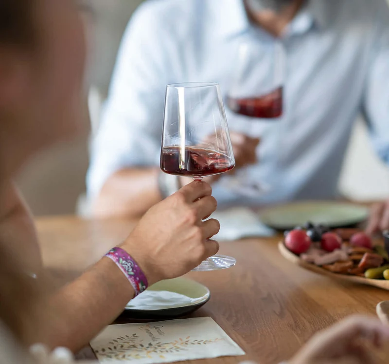 Deutsche Wein Tasting Medium