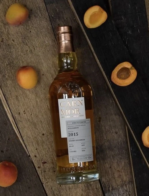 Laphroaig Williamson 2015 sherry cask 9 y Carn Mor Hogsheads Islay 47,5% vol. 0,7l Whisky