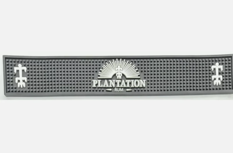 Plantation Barmatte Rum schwarz weisse Schrift Planteray