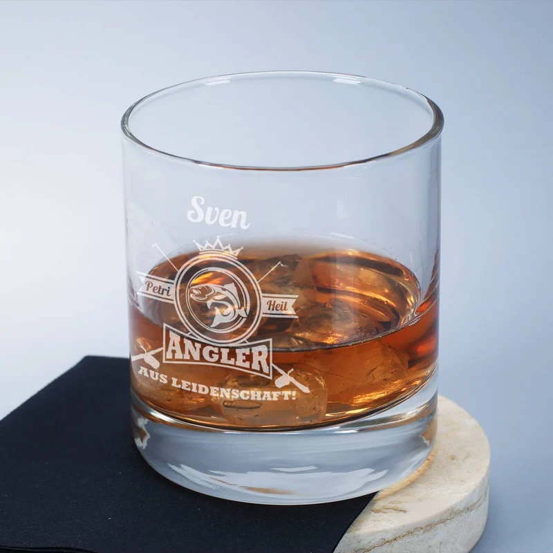 Angler aus Leidenschaft - graviertes Whiskyglas mit Name