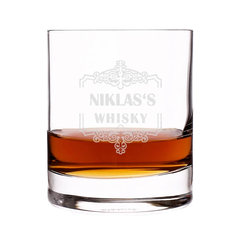 Whiskyglas mit Ornamentrahmen und Gravur ihres Wunschnamens