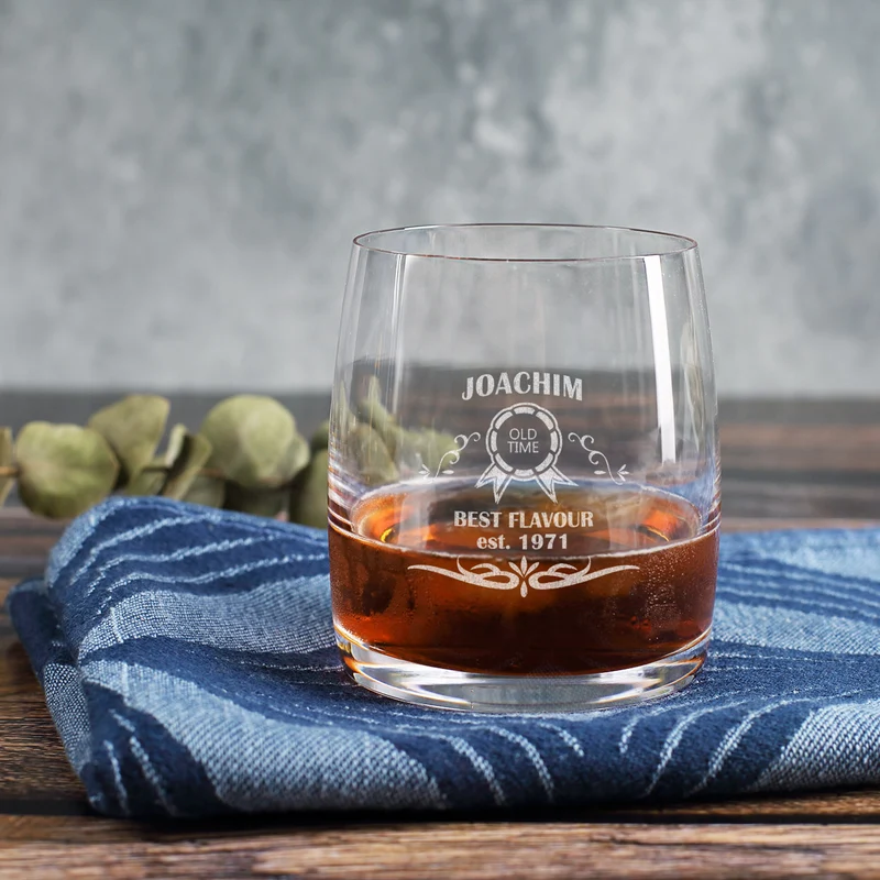 Graviertes Whiskeyglas Best Flavour mit Namen und Geburtsjahr