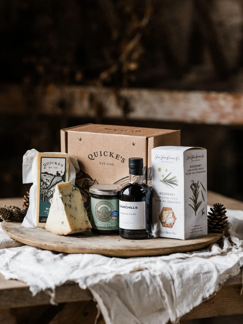 Port & Cheese Box