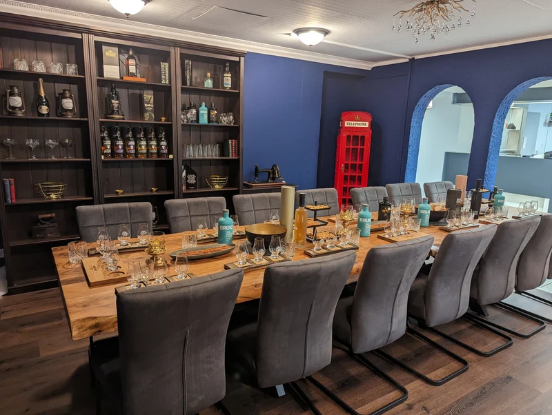 Penelope Tasting mit Christian 8 Drams am 28.11.26 um 18.00 Uhr