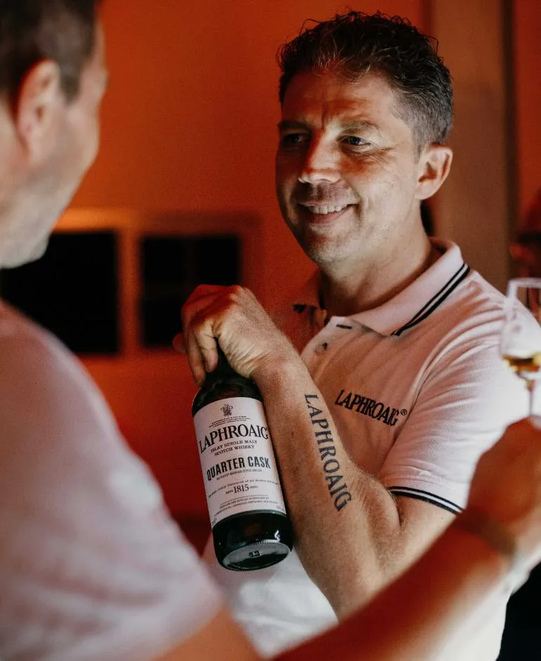 Laphroaig Super Premium Tasting - 8 Drams mit Ian Hunter Book 5 am 31.10.25 um 18Uhr